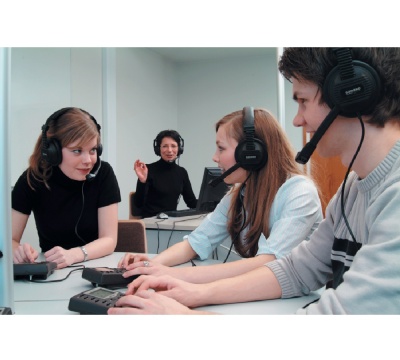 Sanako Lab 100 STS (1 + 15) Лингафонный программно-аппаратный комплекс для обучения синхронному и последовательному переводу