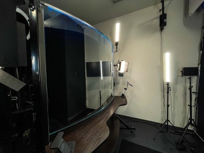 Доска с изогнутым стеклом на подъемном механизме VideoDoska